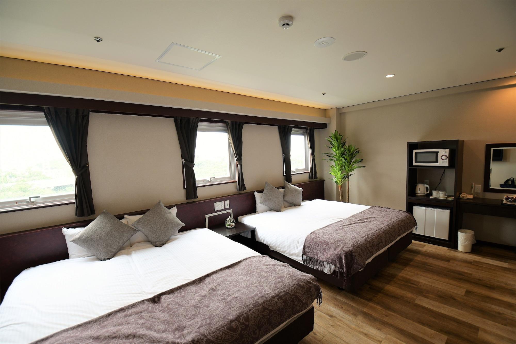 Rycom Crystal Hotel Okinawa Eksteriør billede