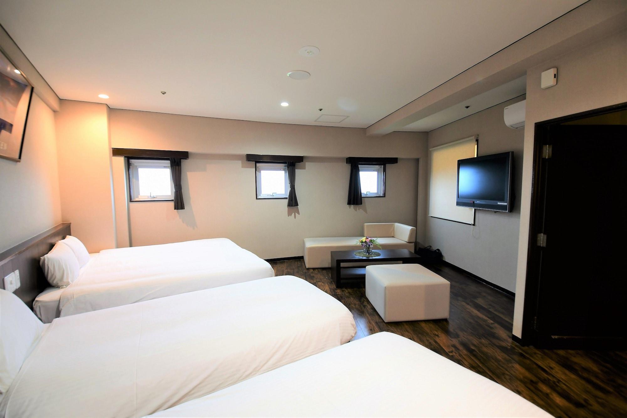 Rycom Crystal Hotel Okinawa Eksteriør billede